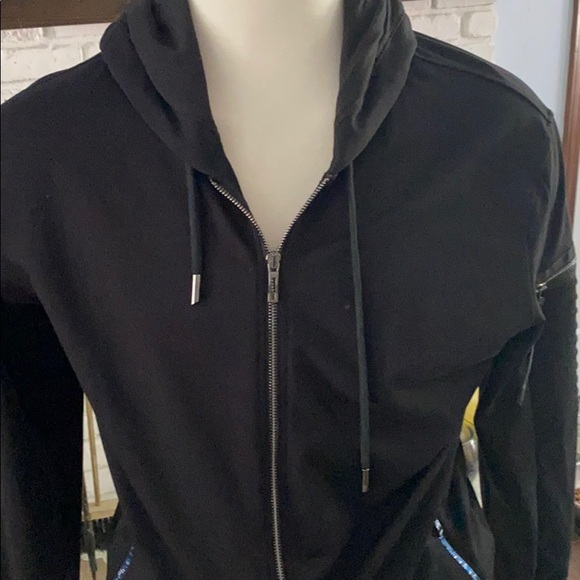 BLACK LOW PROFILE FULL ZIP JACKET - Picture 1 of 5